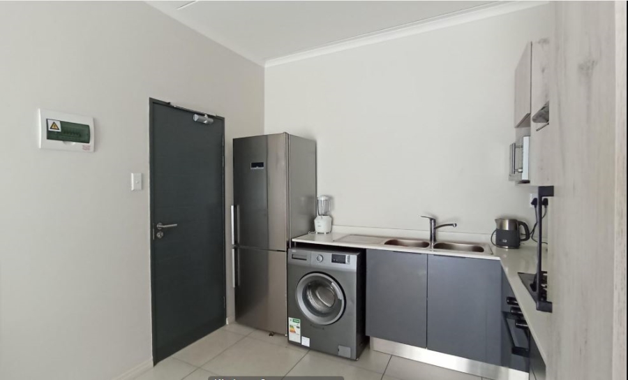 2 Bedroom Property for Sale in Erand Gardens Gauteng