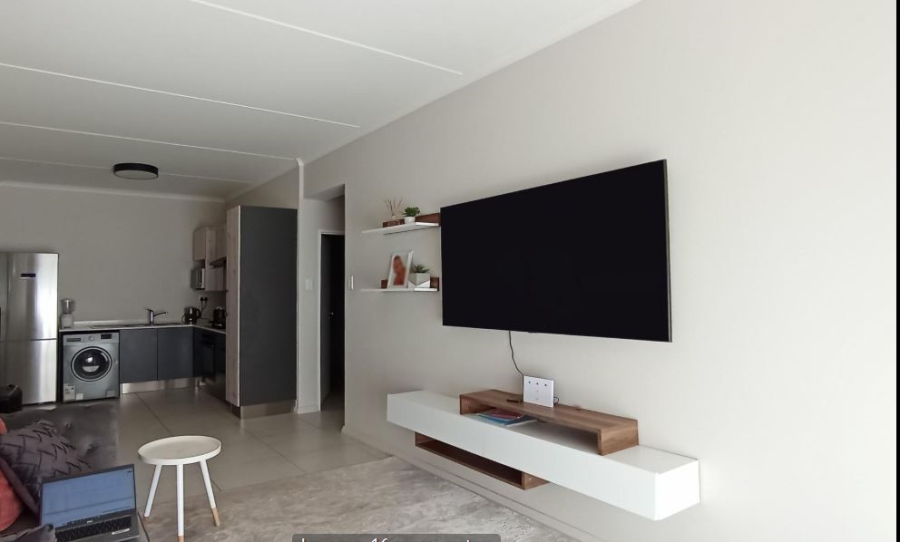 2 Bedroom Property for Sale in Erand Gardens Gauteng