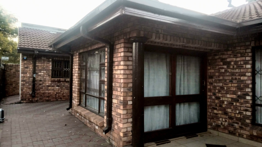 4 Bedroom Property for Sale in Doornpoort Gauteng