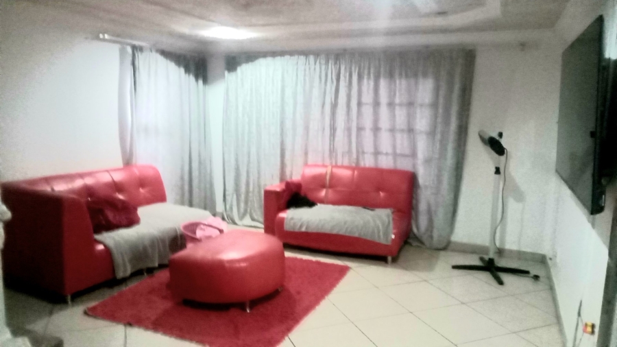 4 Bedroom Property for Sale in Doornpoort Gauteng