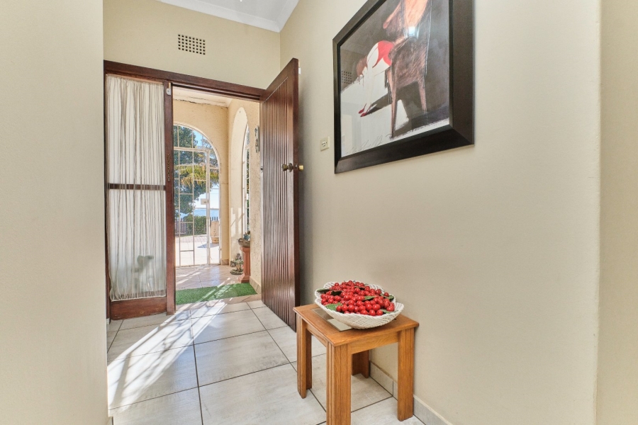 3 Bedroom Property for Sale in Wilro Park Gauteng
