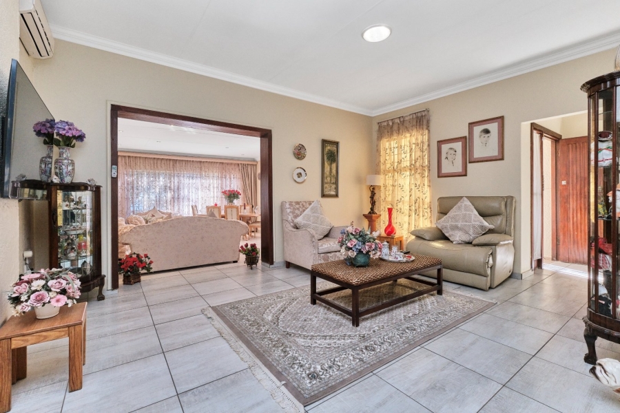 3 Bedroom Property for Sale in Wilro Park Gauteng