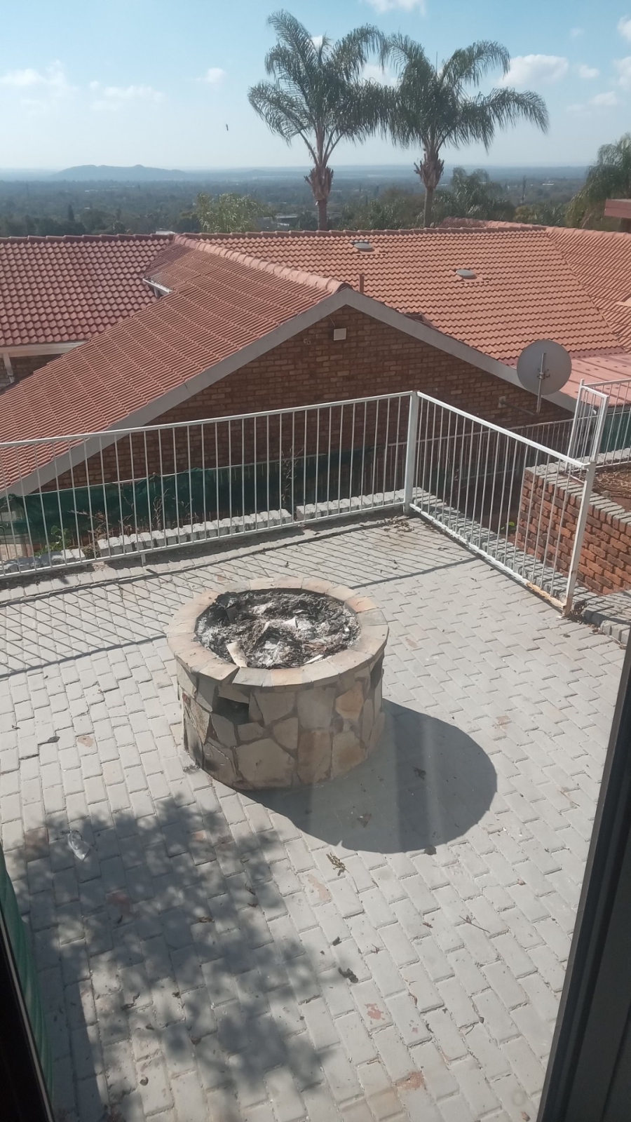5 Bedroom Property for Sale in Sinoville Gauteng