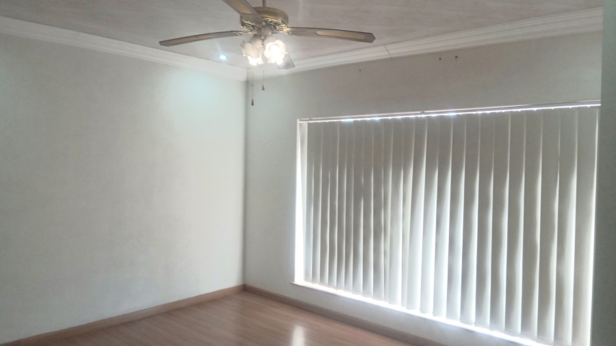 5 Bedroom Property for Sale in Sinoville Gauteng