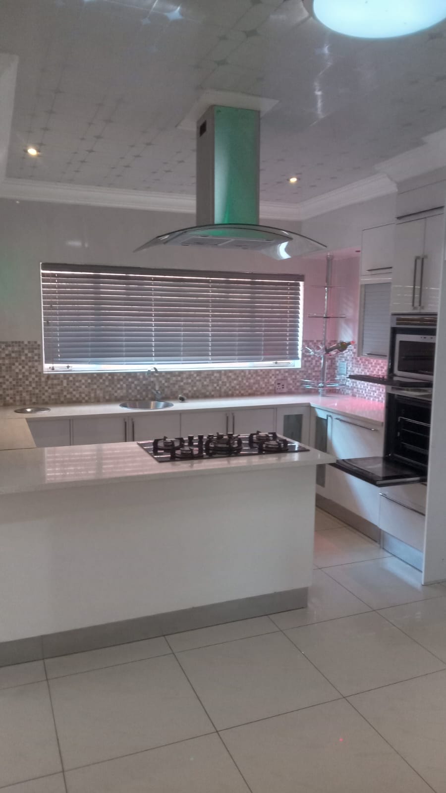 5 Bedroom Property for Sale in Sinoville Gauteng