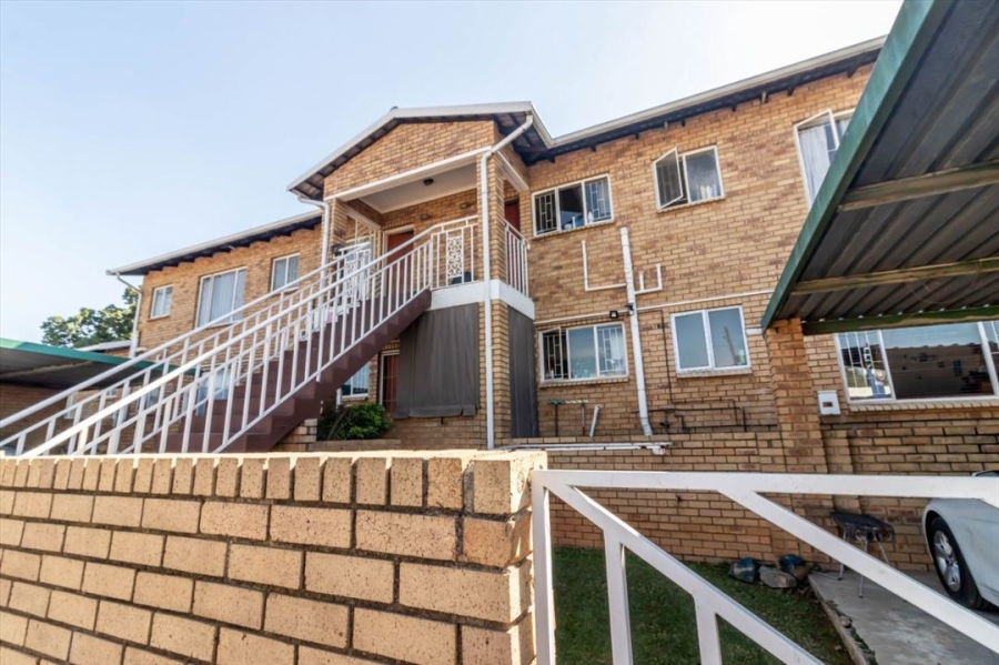3 Bedroom Property for Sale in Birchleigh Gauteng