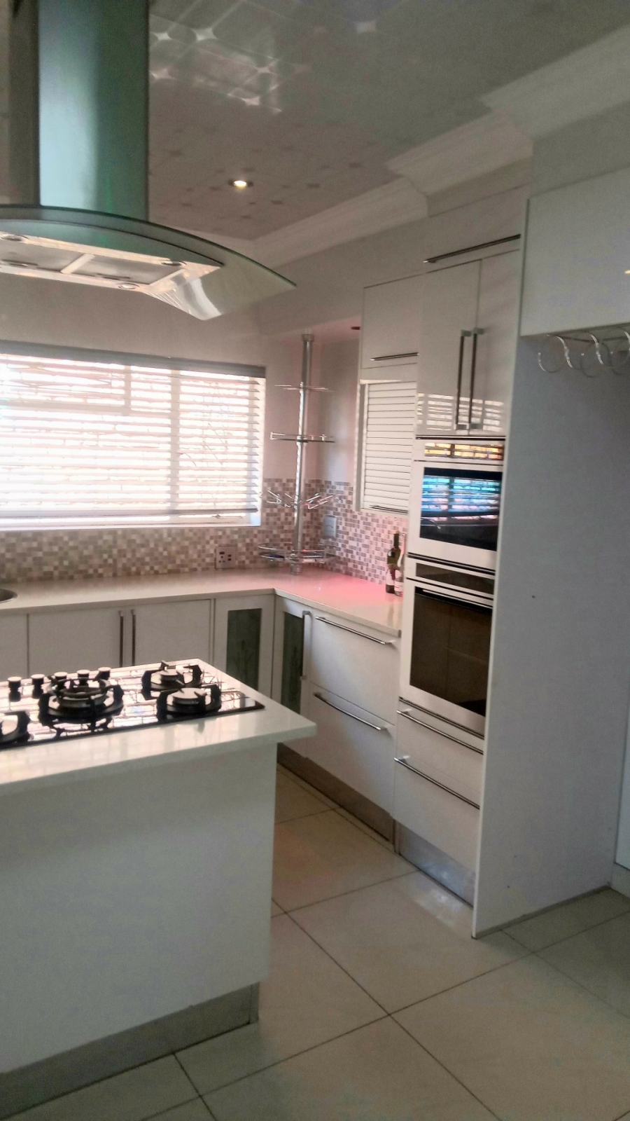 To Let 5 Bedroom Property for Rent in Sinoville Gauteng