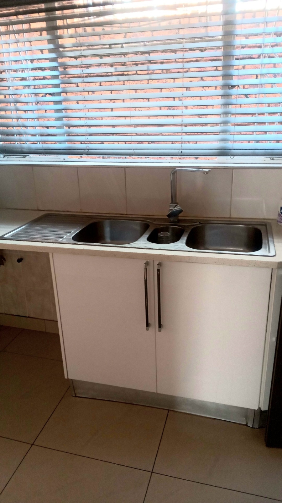 To Let 5 Bedroom Property for Rent in Sinoville Gauteng