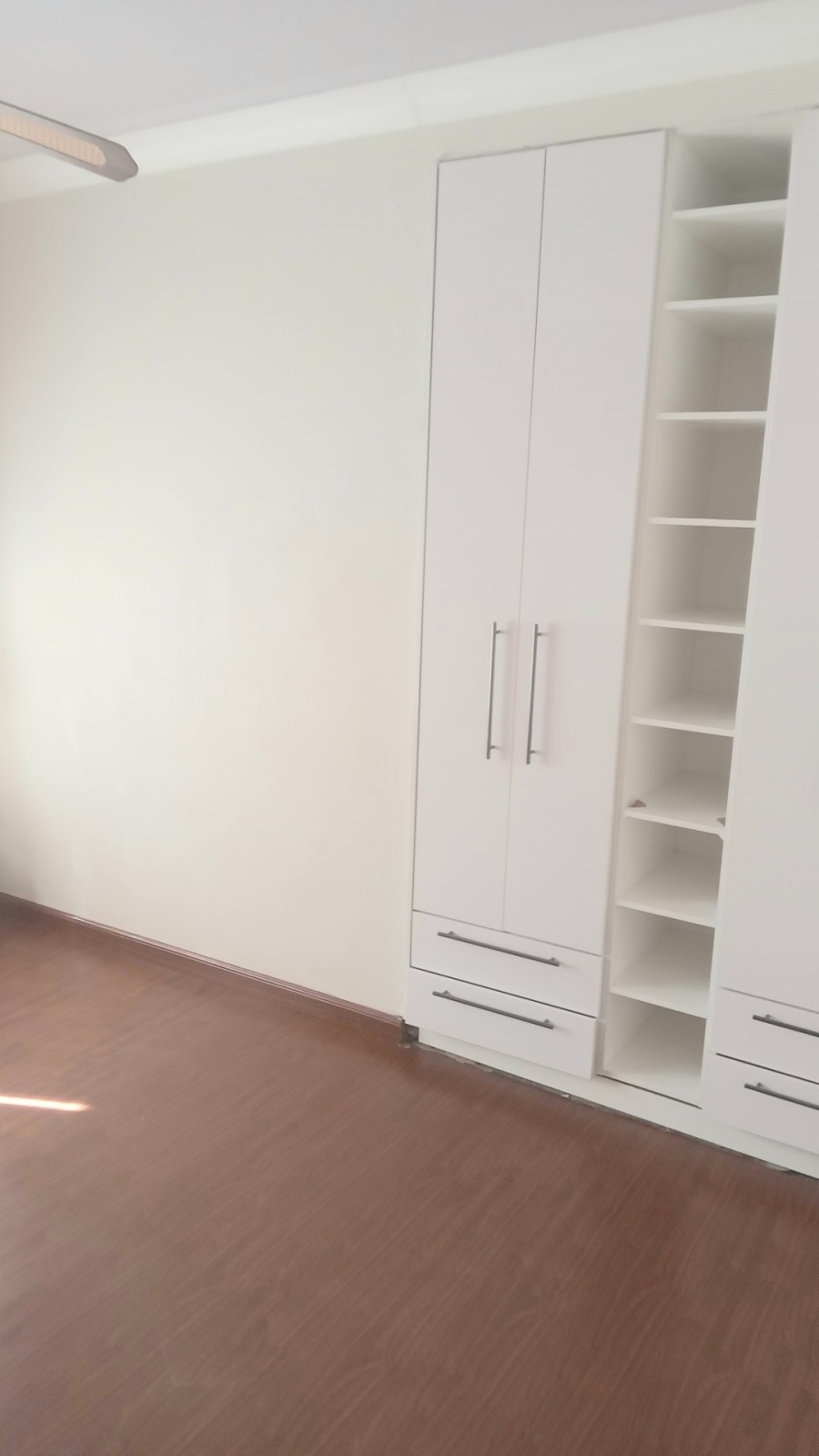 To Let 5 Bedroom Property for Rent in Sinoville Gauteng