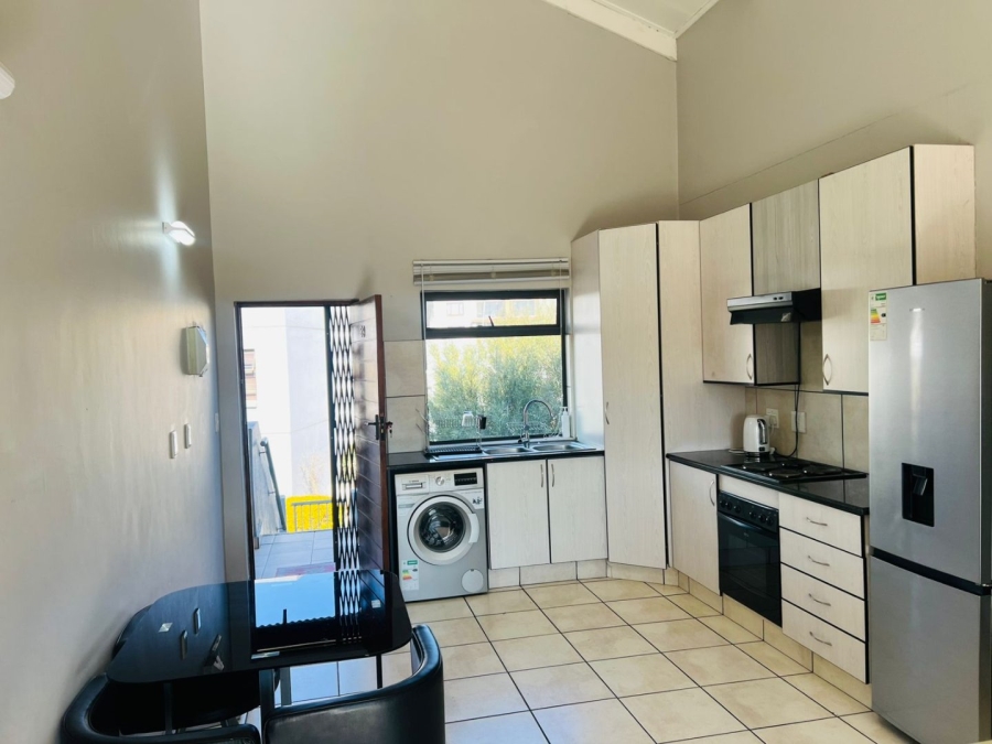 2 Bedroom Property for Sale in Greenstone Hill Gauteng