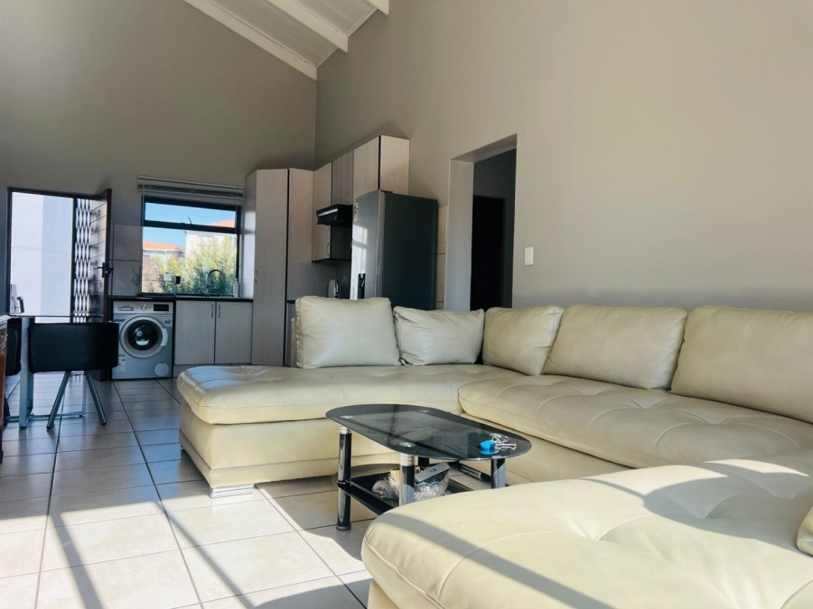 2 Bedroom Property for Sale in Greenstone Hill Gauteng