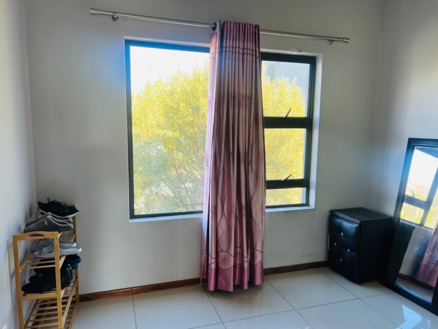 2 Bedroom Property for Sale in Greenstone Hill Gauteng