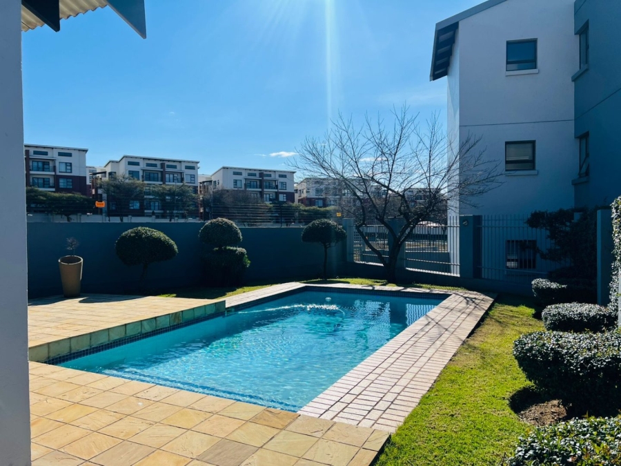 2 Bedroom Property for Sale in Greenstone Hill Gauteng