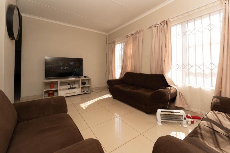 3 Bedroom Property for Sale in Lehae Gauteng