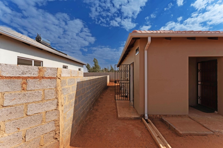 3 Bedroom Property for Sale in Lehae Gauteng