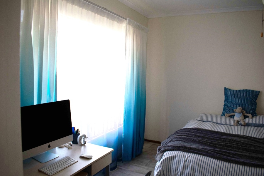 To Let 1 Bedroom Property for Rent in Ferndale Gauteng