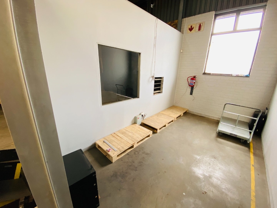 To Let commercial Property for Rent in Honeydew Gauteng