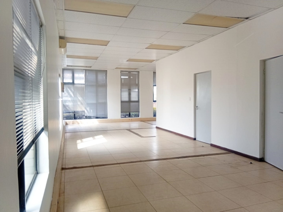 To Let commercial Property for Rent in Randjespark Gauteng