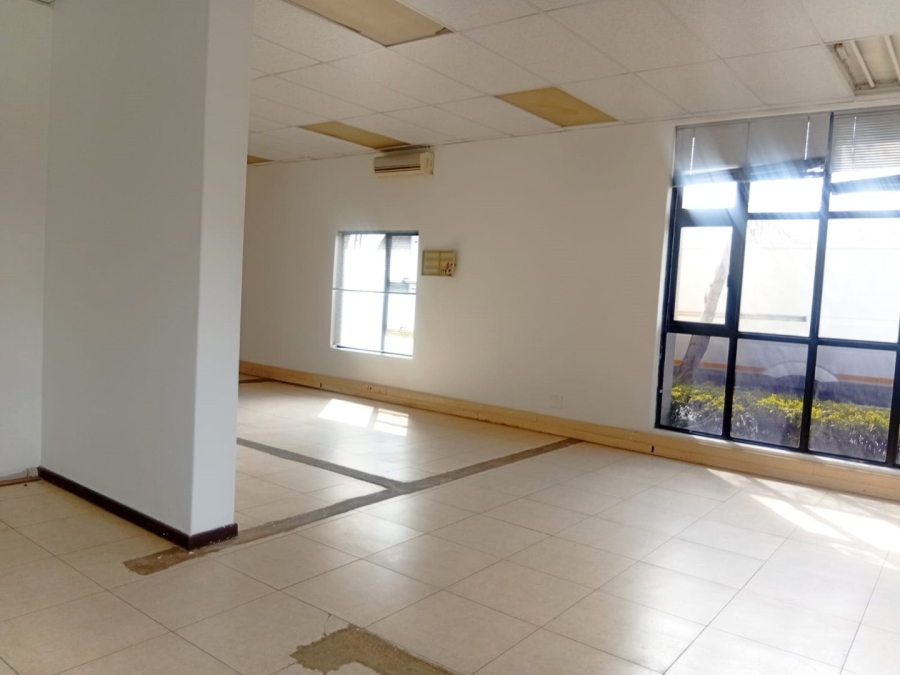 To Let commercial Property for Rent in Randjespark Gauteng