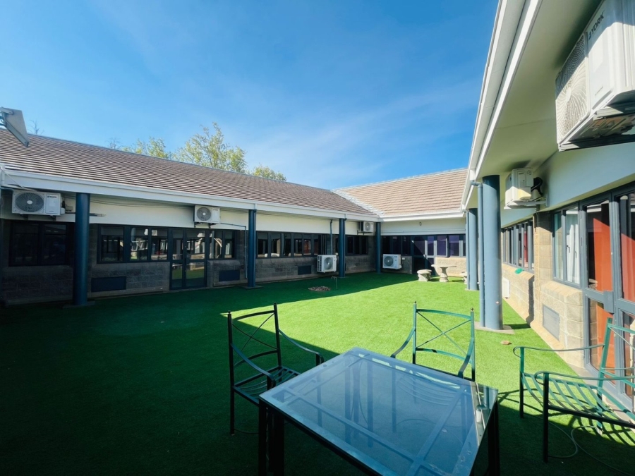 To Let commercial Property for Rent in Woodmead Gauteng