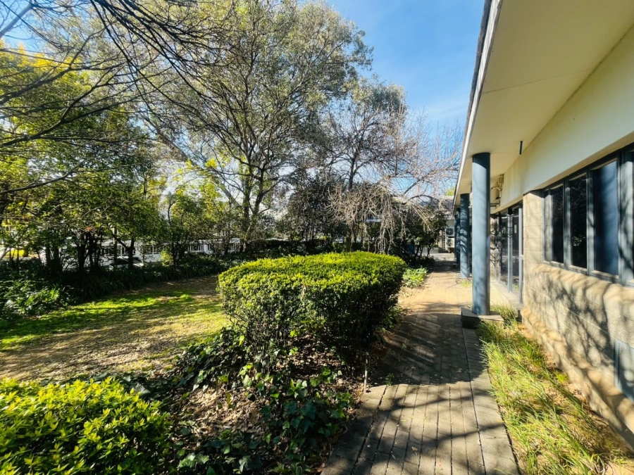 To Let commercial Property for Rent in Woodmead Gauteng