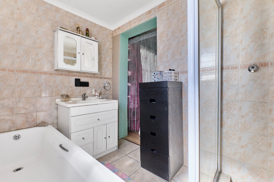 3 Bedroom Property for Sale in Bellairspark Gauteng