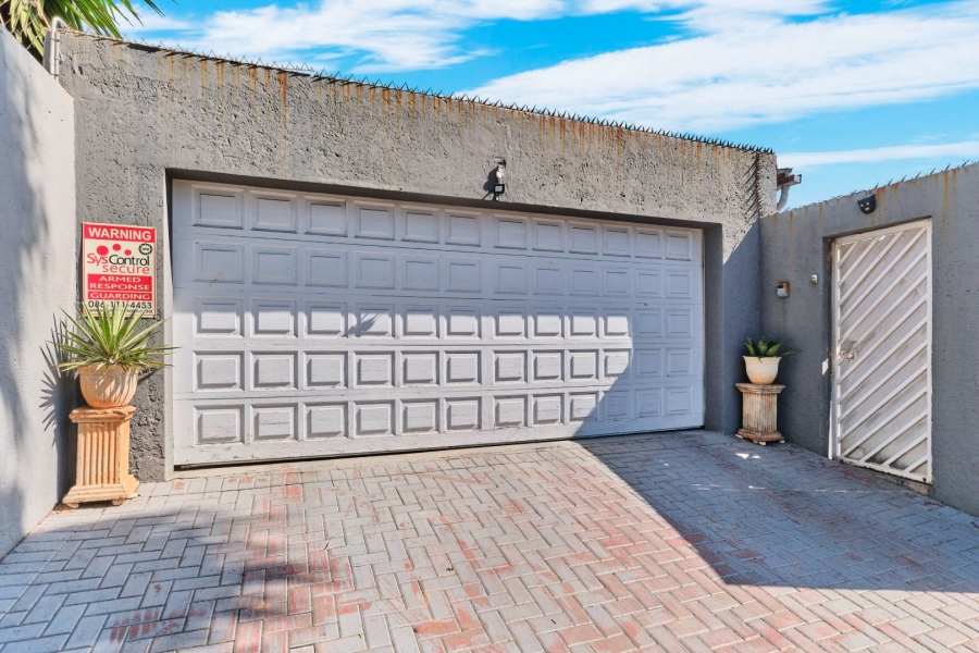 3 Bedroom Property for Sale in Bellairspark Gauteng