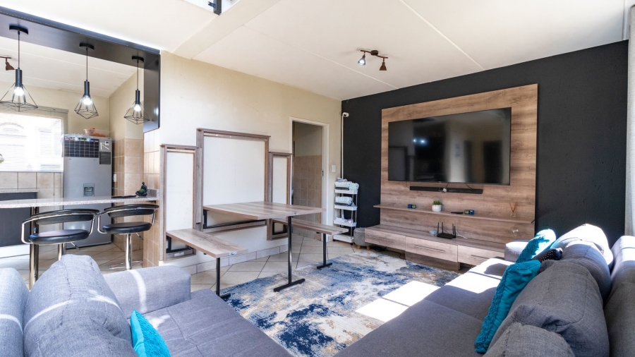 3 Bedroom Property for Sale in Glen Marais Gauteng