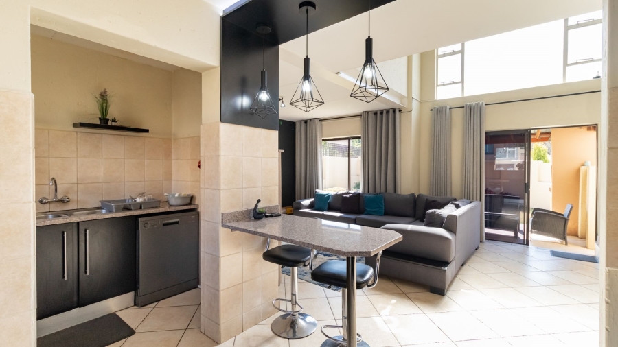 3 Bedroom Property for Sale in Glen Marais Gauteng