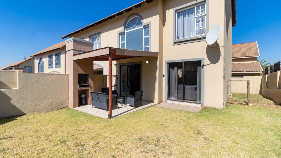 3 Bedroom Property for Sale in Glen Marais Gauteng