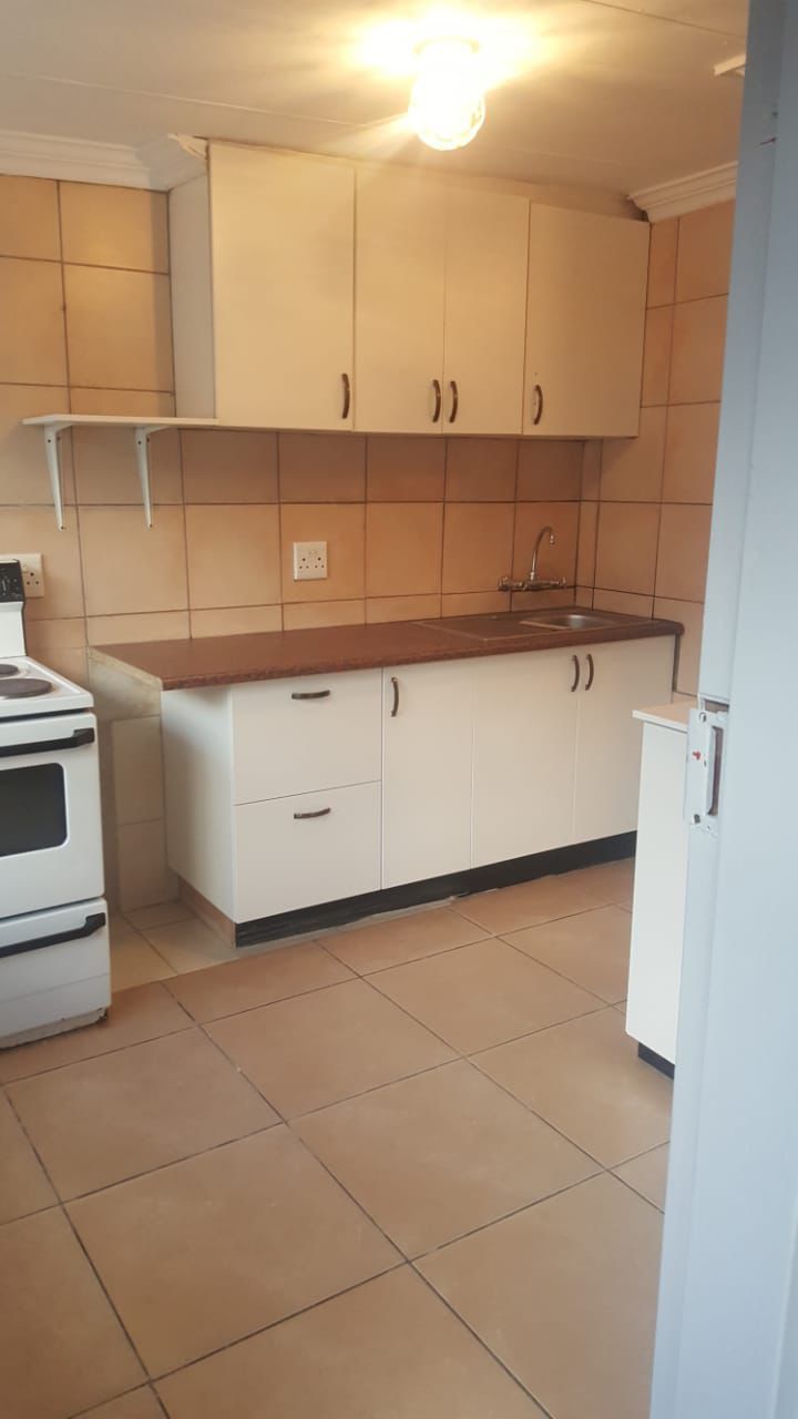 To Let 1 Bedroom Property for Rent in Klopperpark Gauteng
