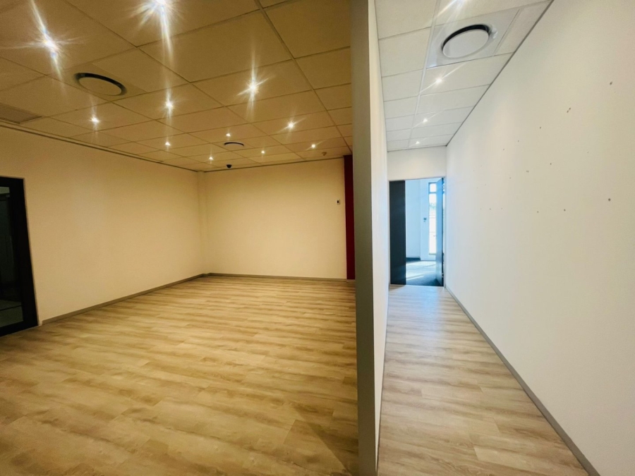 To Let commercial Property for Rent in Rivonia Gauteng