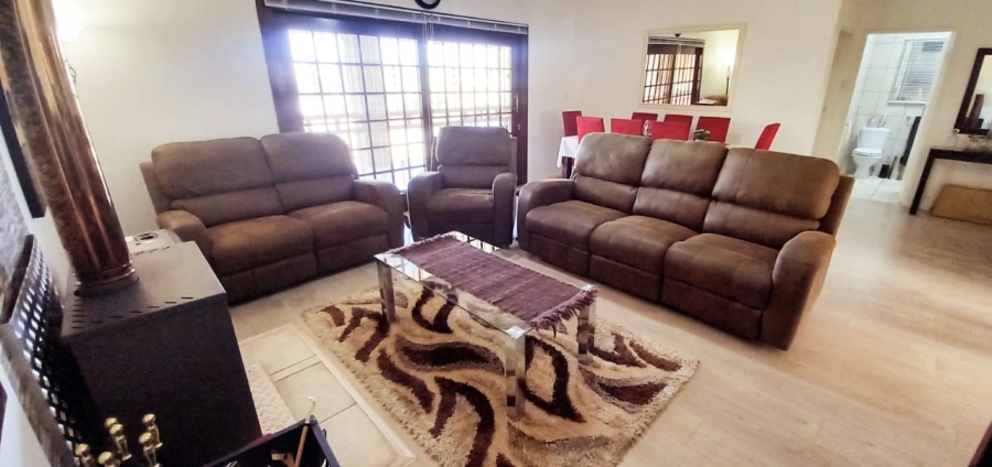 4 Bedroom Property for Sale in Vaal Marina Gauteng