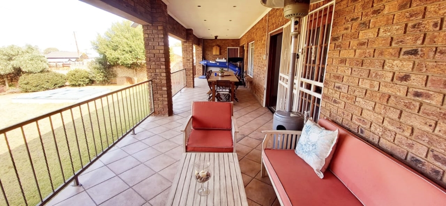 4 Bedroom Property for Sale in Vaal Marina Gauteng
