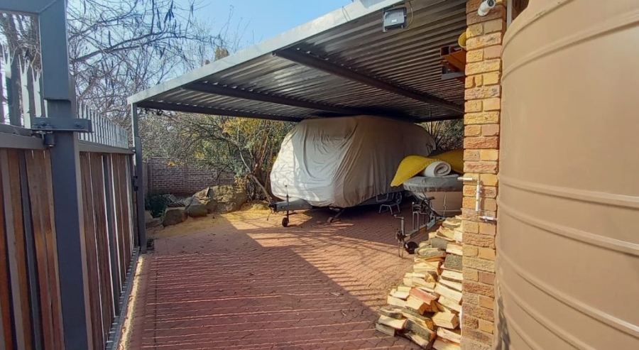 4 Bedroom Property for Sale in Vaal Marina Gauteng