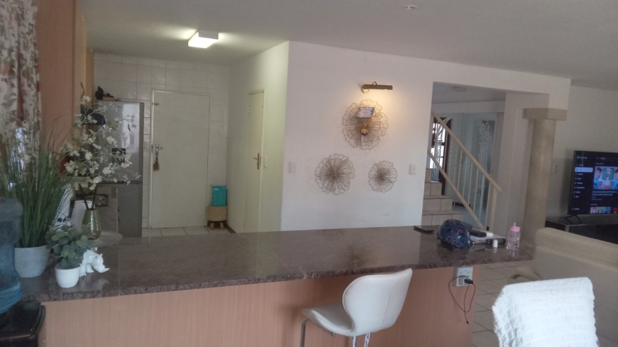 To Let 3 Bedroom Property for Rent in Lynnwood Gauteng