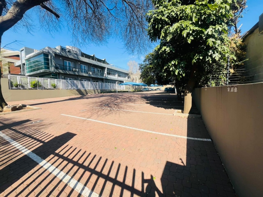  Bedroom Property for Sale in Rosebank Gauteng