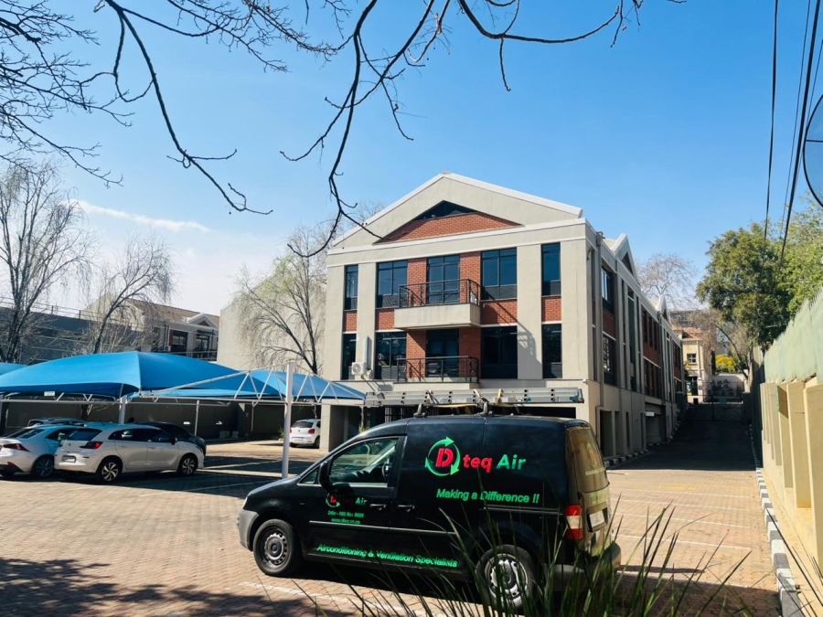  Bedroom Property for Sale in Rosebank Gauteng