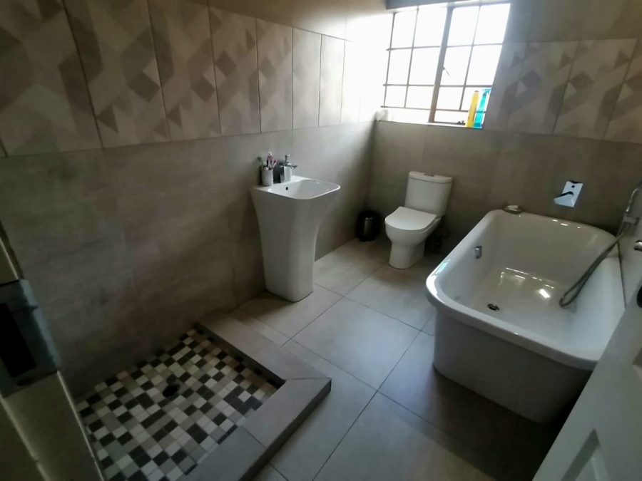 3 Bedroom Property for Sale in Doornpoort Gauteng