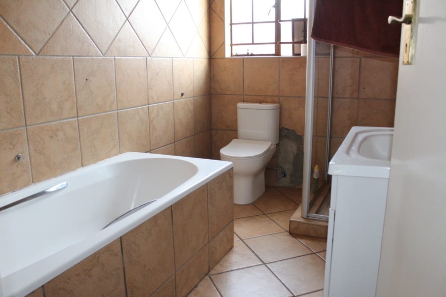 3 Bedroom Property for Sale in Doornpoort Gauteng