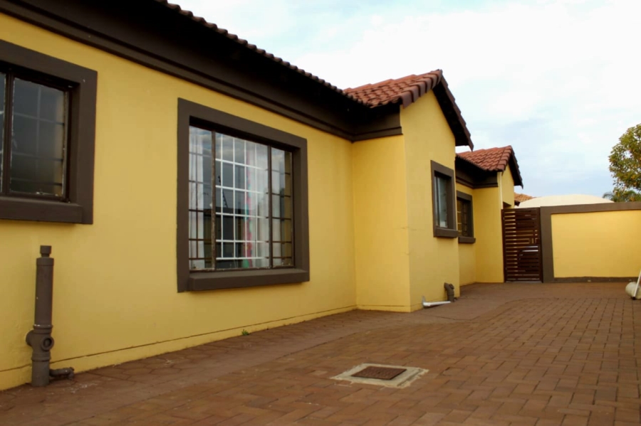3 Bedroom Property for Sale in Doornpoort Gauteng