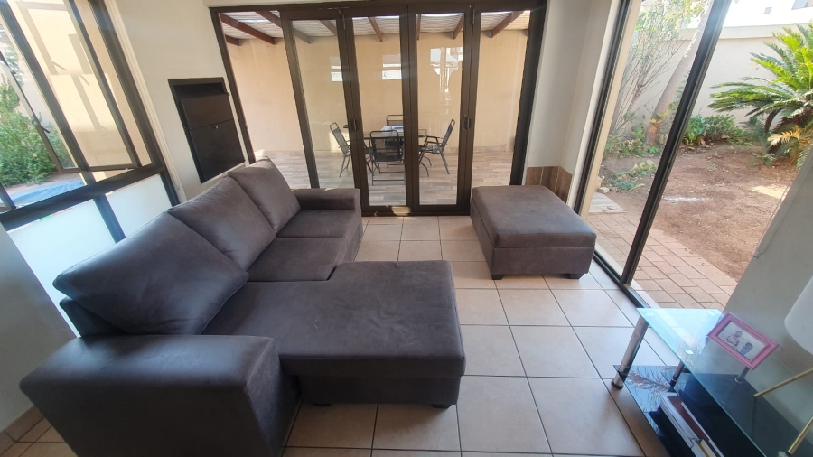 4 Bedroom Property for Sale in Amberfield Gauteng