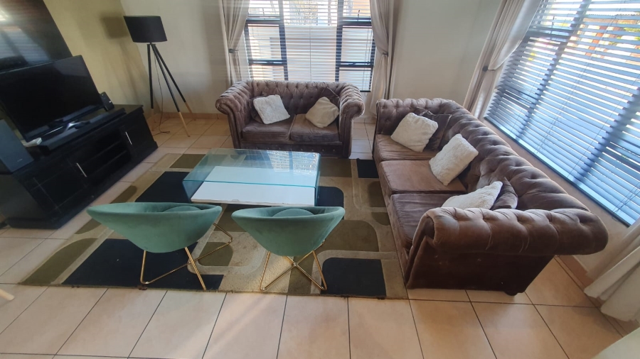 4 Bedroom Property for Sale in Amberfield Gauteng