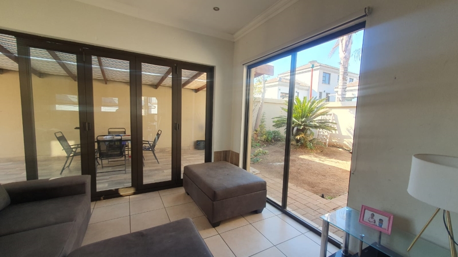 4 Bedroom Property for Sale in Amberfield Gauteng