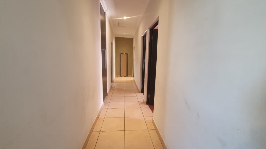 4 Bedroom Property for Sale in Amberfield Gauteng