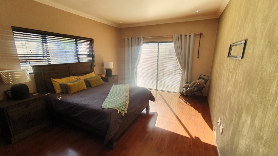 4 Bedroom Property for Sale in Amberfield Gauteng