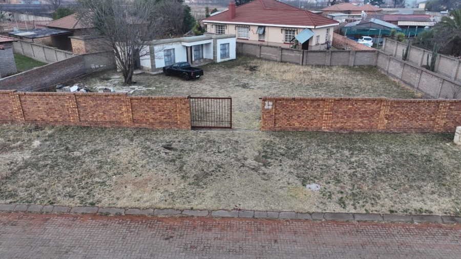  Bedroom Property for Sale in Jameson Park Gauteng