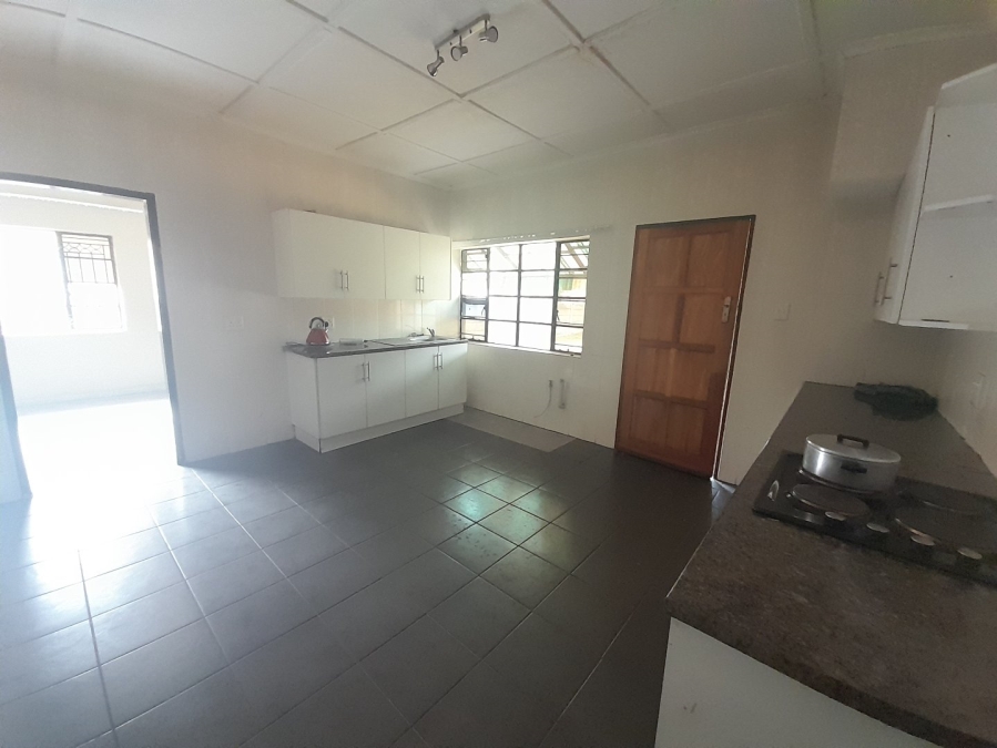 2 Bedroom Property for Sale in Peacehaven Gauteng
