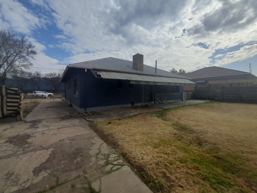 2 Bedroom Property for Sale in Peacehaven Gauteng