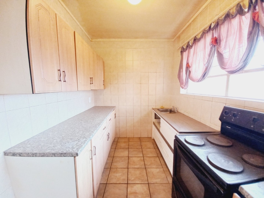 1 Bedroom Property for Sale in Malvern East Gauteng